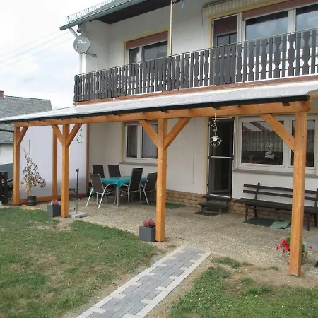 بيت ضيافة Hehner