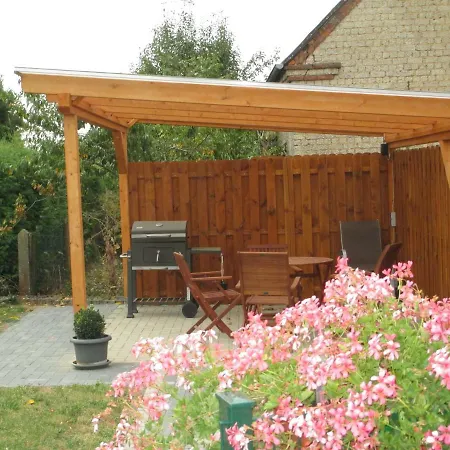 弗里恩沃纳根恩奈酒店 3*